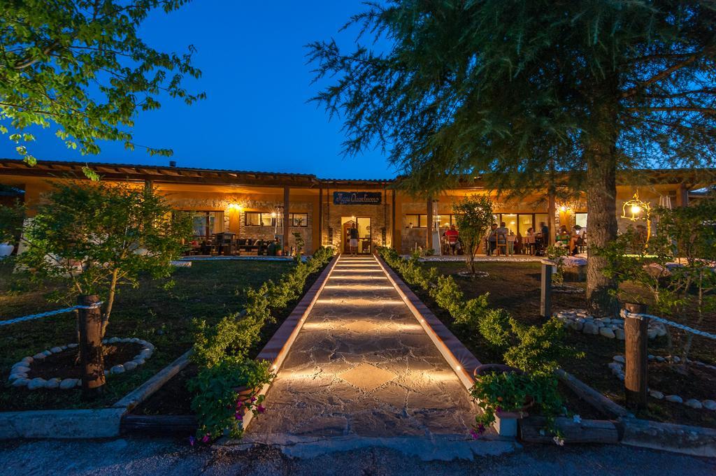 Agriturismo Quartuccio Oricola Esterno foto